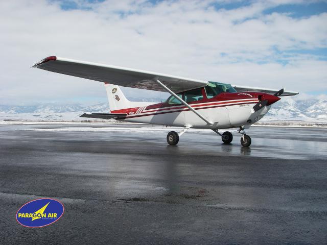 N758WM right front low